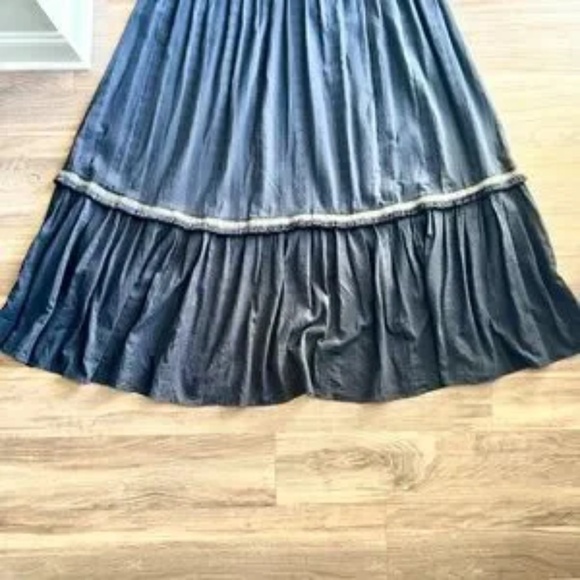 TAJ Black Tiered Boho Maxi Dress with Deep V-Neck Sleeveless Resort Style Size S - Picture 9 of 11